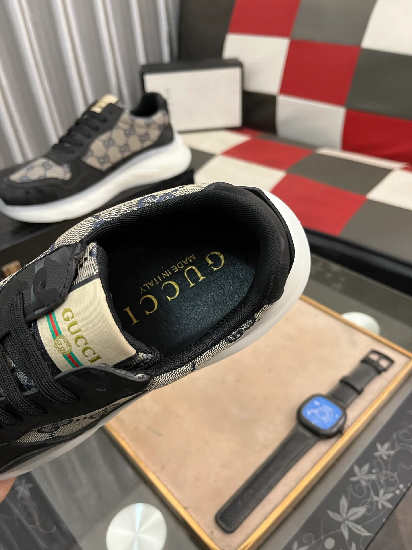 Men's shoes 💰440⌚️⌚️[GUCCI] The latest trendy men's casual shoes, the fabric is made of embossed cowhide imported from Italy, comfortable sheepskin lining + feet, the original outsole is wear-resistant and non-slip, high-level version, size: 38-442️⃣Colors available